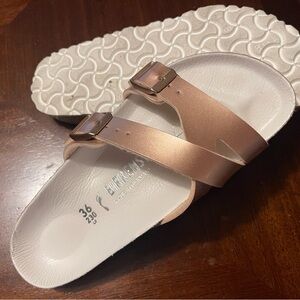 METALLIC ROSE GOLD……Birkenstock sandals